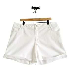 🔵 2 FOR $40 🔵  LANE BRYANT WHITE DENIM SHORTS